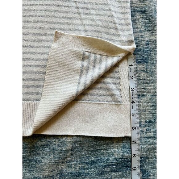 Loft Off White Blue Gray Stripe Crewneck Sweater Women's Large - Picture 6 of 7